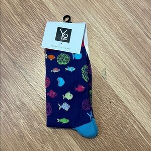 Yo Sox Women's Vibrant Fish Pattern Socks new